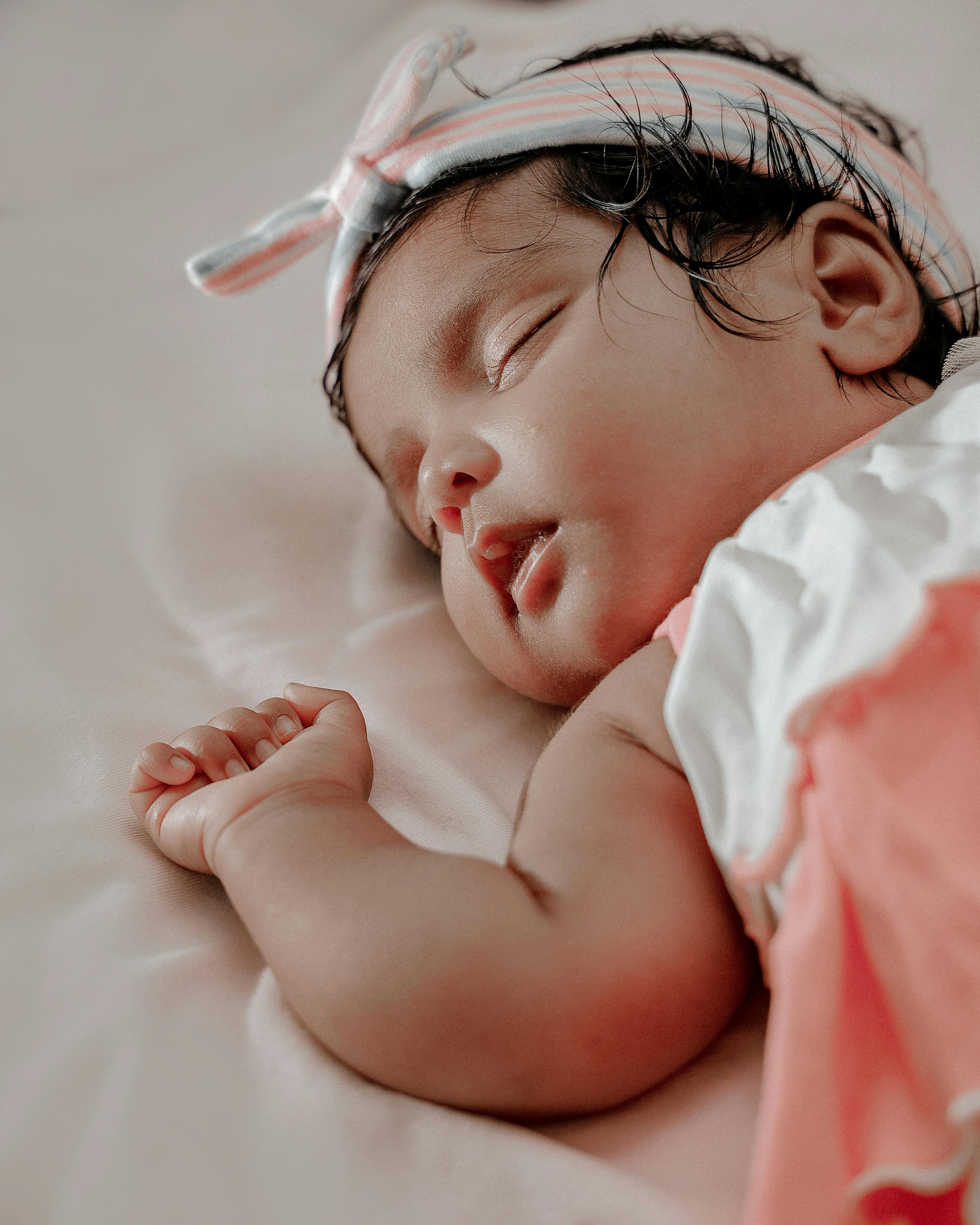Nid d'ange : le choix parfait pour un confort optimal lors des premières sorties de bébé